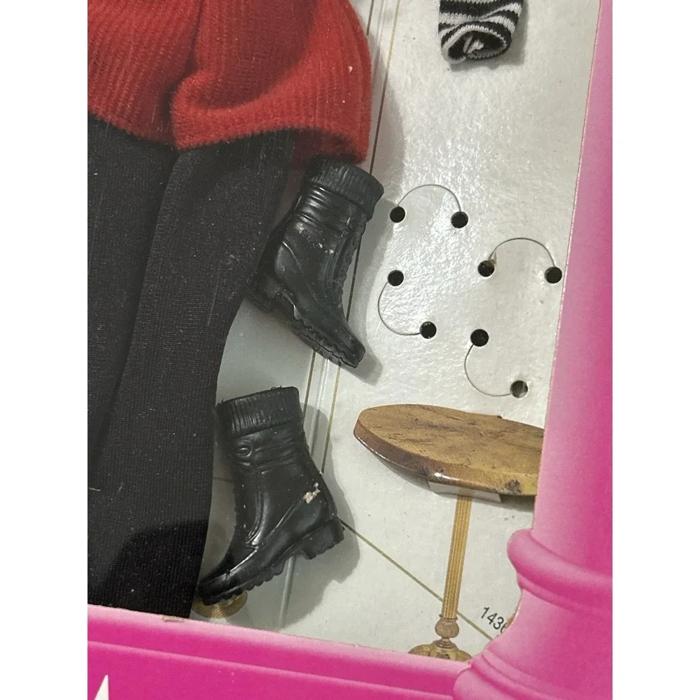 Barbie Fashion Avenue Boutique Red Jumper Dress & Boots Purse 1995 Vintage 90s